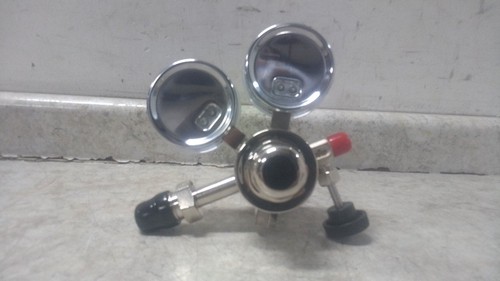 Smith Equipment 120-2009 Argon/Helium/Nitrogen High Purity Gas Regulator - Picture 8 of 12
