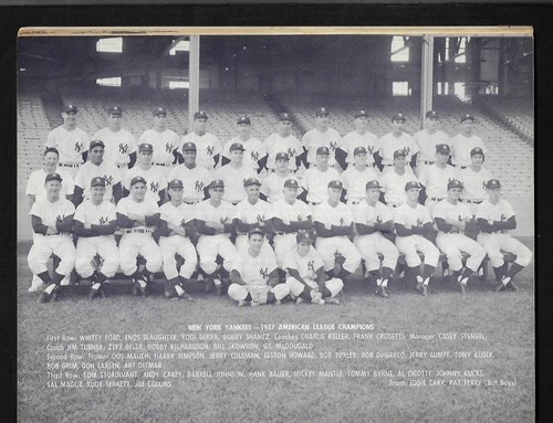 1958 New York Yankees Yearbook April 10 Edition, Mantle, Berra, Ford - EX++ - Bild 2 von 7