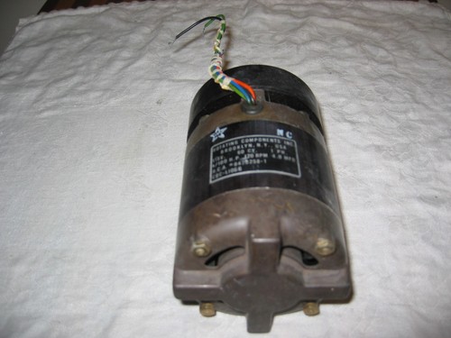 Rotating Components Inc Electric Motor 115V 1/100HP 120RPM - Picture 2 of 3