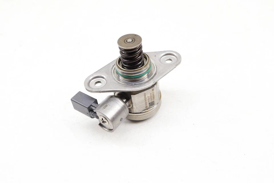 2015 MERCEDES-BENZ GLK250 - HIGH Pressure FUEL PUMP / HPFP 2740700501 - Image 2 of 4