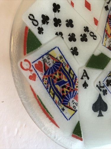 Peggy Karr vidrio artístico fundido 11” plato juego de póquer noche cartas nuevas con etiqueta - Imagen 2 de 6