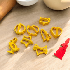 Vintage Cookie Cutters Plastic Lot 9 Christmas Thanksgiving Heart Easter handles