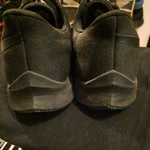 Size 13 - Nike Air Zoom Winflo 6 Triple Black - Picture 3 of 5