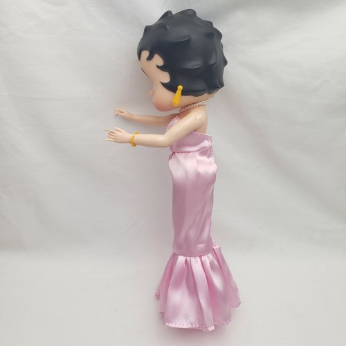Vintage 1986 Betty Boop 11" Doll *READ* with Gown, Winter Outfit & Accessories - Picture 5 of 12