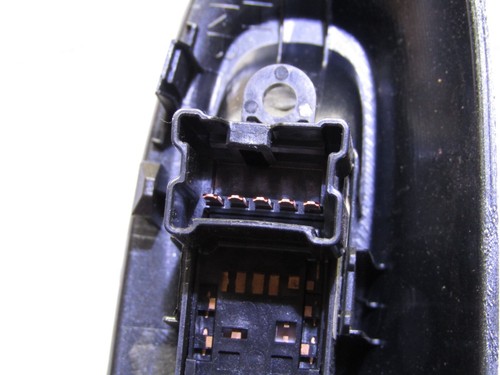 NISSAN JUKE F15 2010-2019 ELECTRIC WINDOW SWITCH (REAR DRIVER SIDE) WS498 - Picture 3 of 3