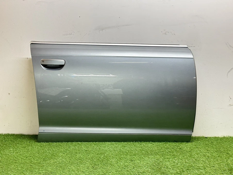 Audi RS6 передняя правая дверь в сборе белая под правую руку британские драйверы MONZA 2004-2012 C6 # 1407 - Изображение 2 из 4