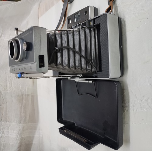Polaroid Automatic 100 Land Camera mit Tasche, Timer, Blitz, Birnen und mehr - Vintage - Bild 12 von 16
