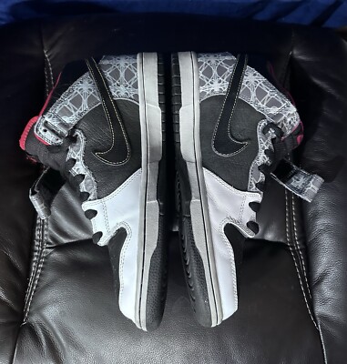 Vintage Nike Dunk Mid Elite Sb 'Beijing Triumvir X Fly Vintage Nike Dunk Mid Elite Sb 'Beijing Triumvir X Fly