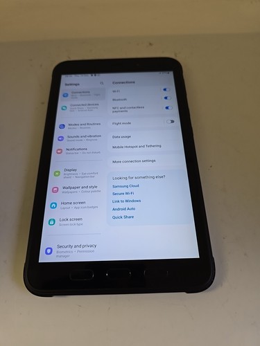 Samsung Galaxy Tab Active 3 64GB, SM-T575 Wi-Fi + 4G 8" (Unlocked) Black - Picture 4 of 9