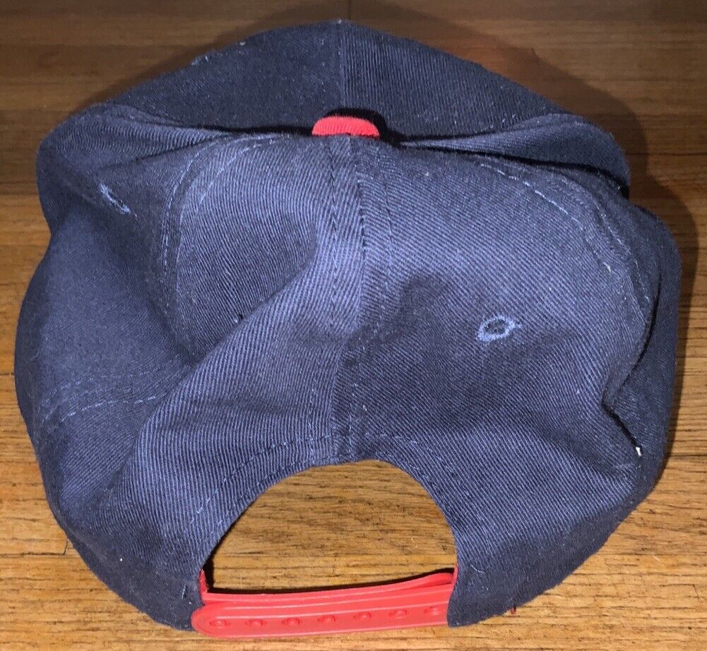 Picture 4 of 6