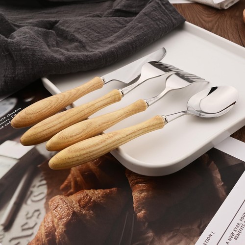 Set di Posate in Acciaio Inox 304 con Manici in Legno, Tavolo Rustico... - Foto 6 di 7