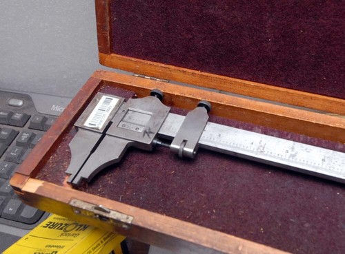 Pinza Starrett 24" Vernier (inv 48043) - Imagen 3 de 4