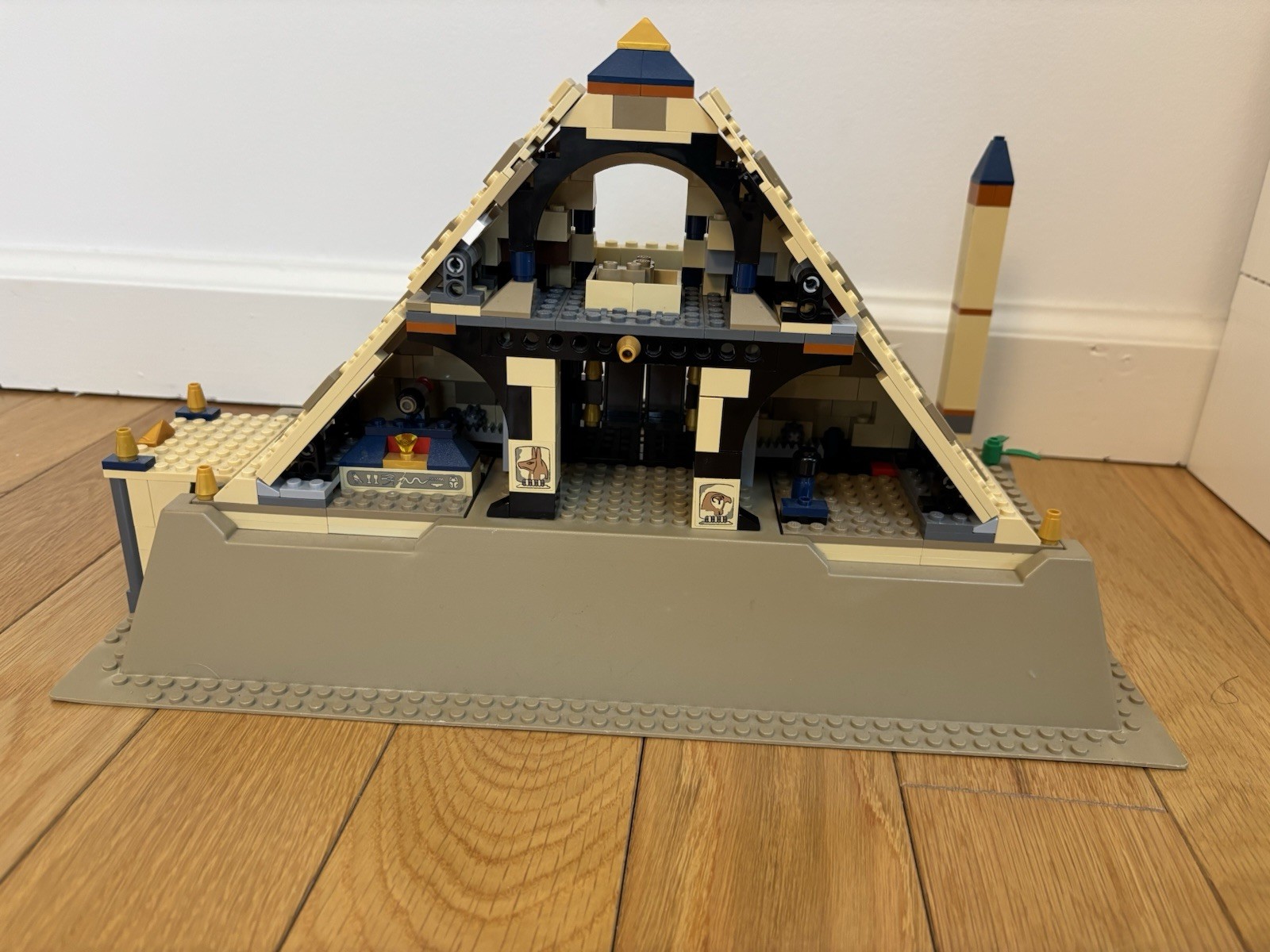 Picture 5 of 12