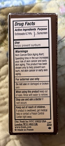 Fresh Sugar Lip Treatment Balm Original 0.15 oz 4.3g Full Size SPF 15 Exp 3/21 - Picture 9 of 11