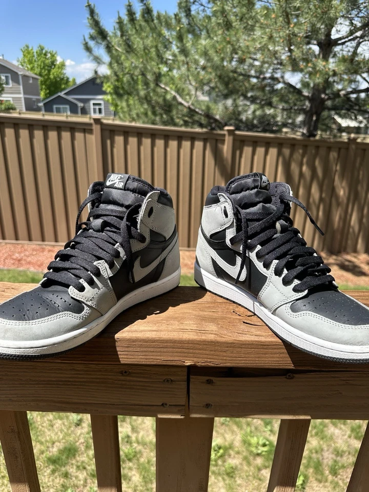 Tênis Nike Air Jordan 1 retrô High Shadow 2.0 tamanho 10 - Imagem 4 de 4