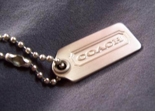 COACH CHARM SILVER METAL FOB BAG KEYCHAIN HANG TAG