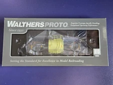 HO Scale Walthers Proto Trinity 14,000 Molten Sulfur Tank Car, CGTX 13919
