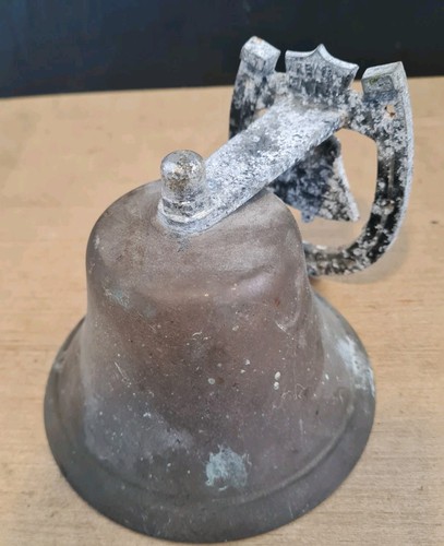 VINTAGE BELL HORSE SHOE BRACKET - Picture 5 of 12