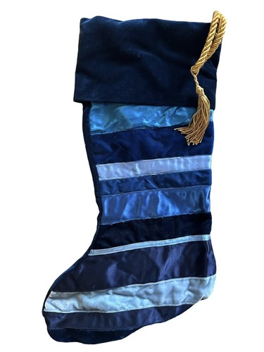 Medias de Navidad Victorianas Terciopelo Perla Encaje Conjunto De Dos Hechas A Mano De Colección - Imagen 7 de 9