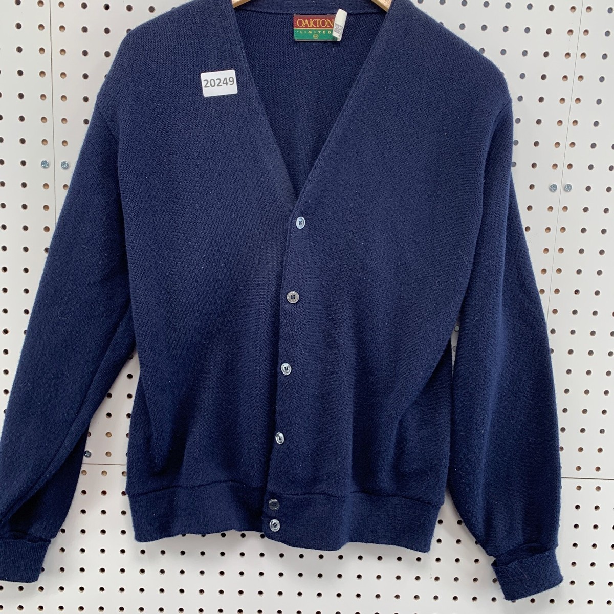 VTG Oakton Limited Cardigan Sweater Mens M Button Sweater