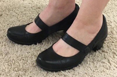 naturalizer mary jane pump