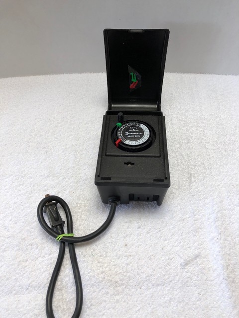Intermatic Raintight 24 Hour Outdoor Timer Heavy Duty 10 Amp 1200 Intermatic Raintight Outdoor Timer Model Hb32r 10 Amp 1200 Watt Motor 120 Volt
