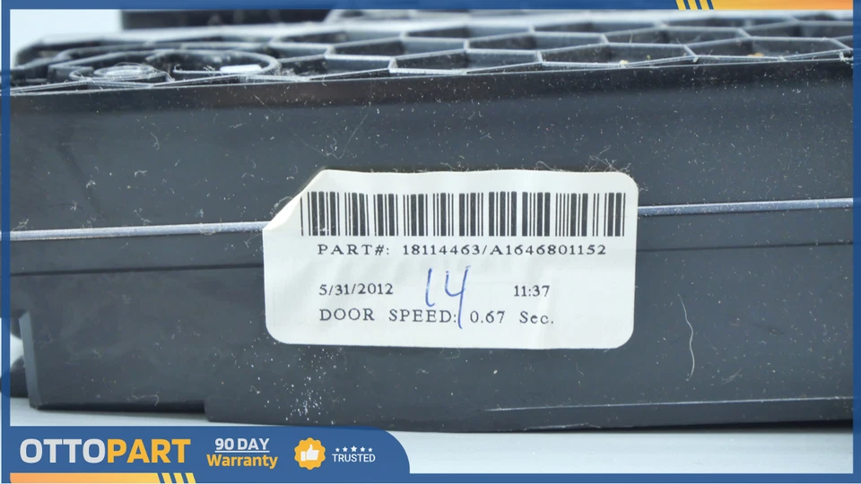 Mercedes GL450 2007-2012 consola central delantera compartimento de almacenamiento A164-680-1152 Foto 4 de 4