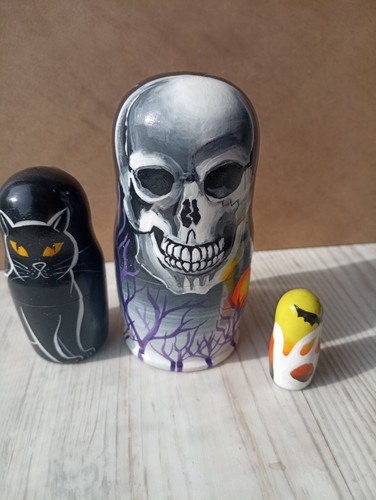 Halloween toy for kids Horror Gifts Hand painted Wooden Dolls Set of 3 - Picture 7 of 12