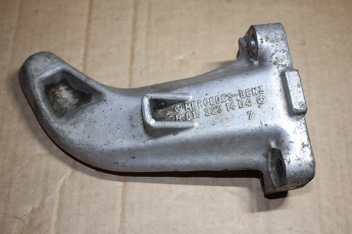 GENUINE MERCEDES-BENZ MB W123 240D 300D DIESEL ENGINE SUPPORT RIGHT SIDE OEM - Picture 2 of 5