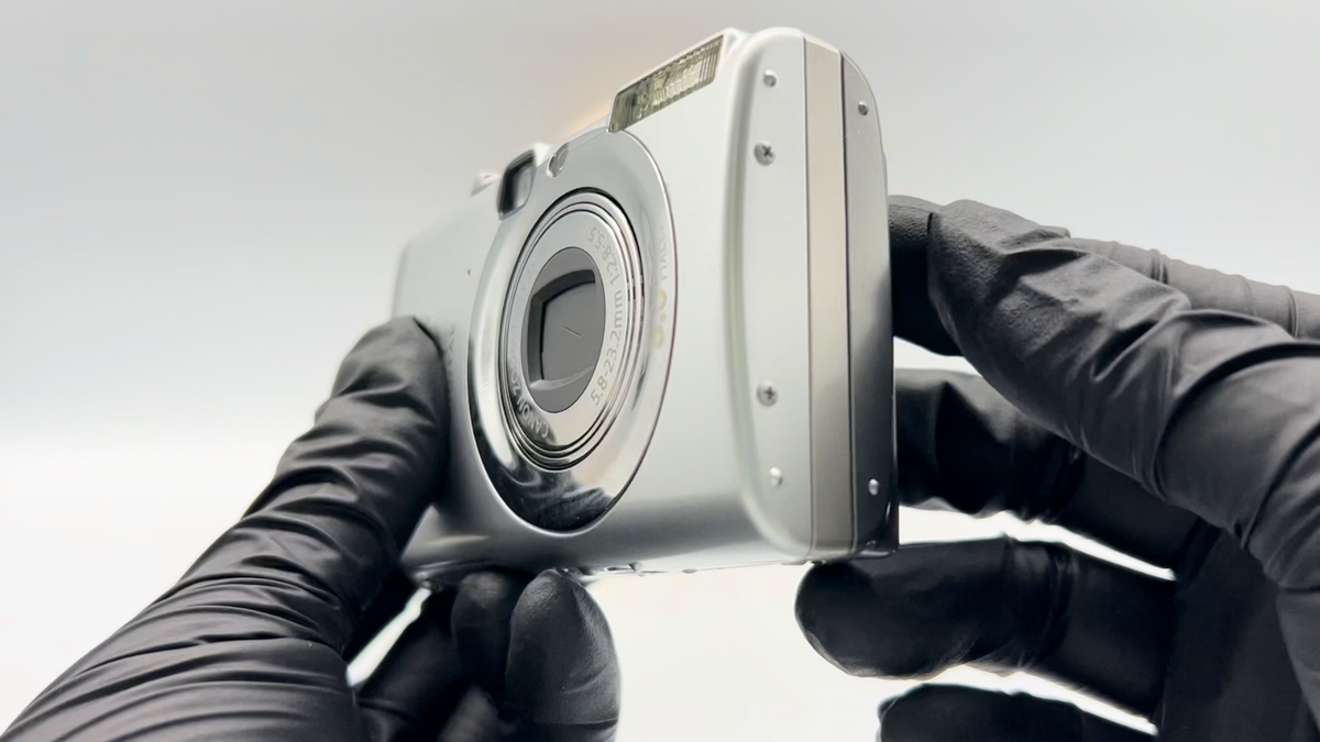 Canon IXY DIGITAL 810 IS Compact Digital Camera From Japan
