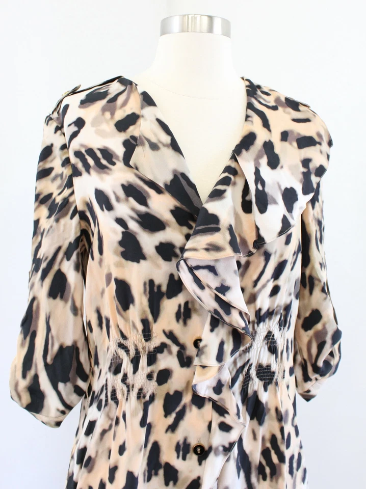 Vestido Yoana Baraschi Estampado Guepardo Seda Volantes Botón Delantero Talla 6 Anthropologie Foto 3 de 4