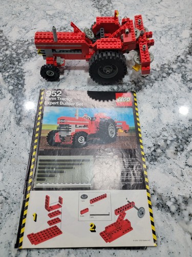 Lego 952 Technic Farm Tractor - 100% complete w/  manual - Picture 1 of 5