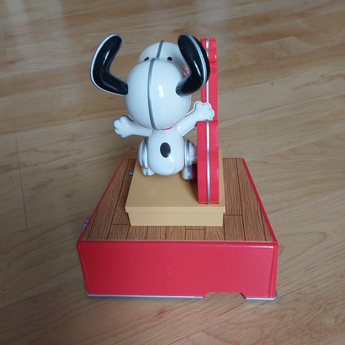 Hallmark Keepsake Peanuts Dance Party Charlie Snoopy Lucy Linus Tested  Working - Afbeelding 4 van 19