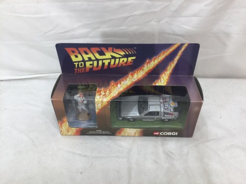 2001 Corgi Back to the Future Delorean Car & Doc Brown Figure Diecast Set Boxed - Picture 2 of 4
