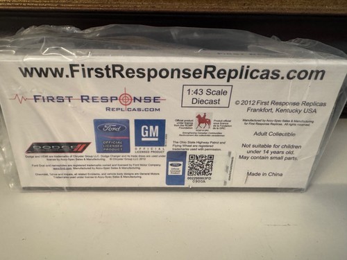 First Response Replicas Ford Crown Vic RCMP Canadian Mounted Police Retro 1:43 - Picture 3 of 3