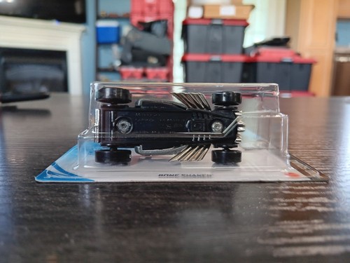 bone shaker - carded 101 - 186 - Picture 475 of 670