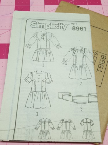 Vintage Simplicity 8961 Girls Gunne Sax Lace Trimmed Dresses Size 8 UNCUT  - Picture 3 of 3