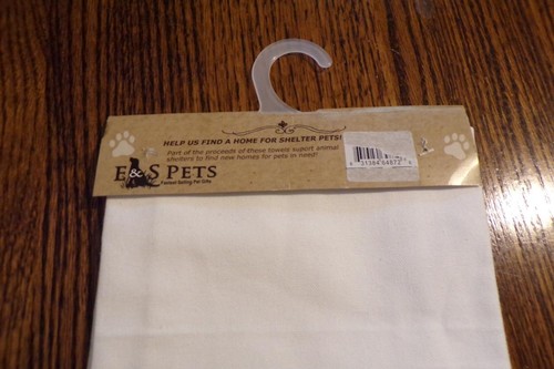 E&S Pets King Charles Cavalier Dog Kitchen Towel ~ Off-White ~ Brand New - Picture 2 of 2