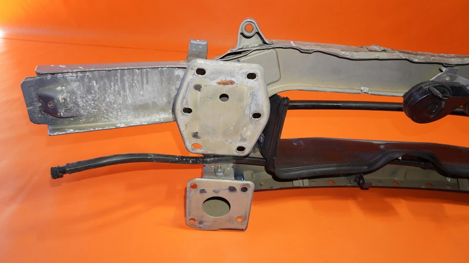 MASERATI QUATTROPORTE RADIATOR SUPPORT REINFORCEMENT 2005 2006 2007 2008 M139 - Image 4 of 4