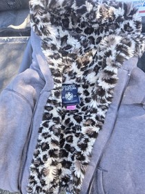 Leopard Faux Fur PINK VS Victoria's Secret Gray Zip Hoodie Jacket Sequin Sz SM.