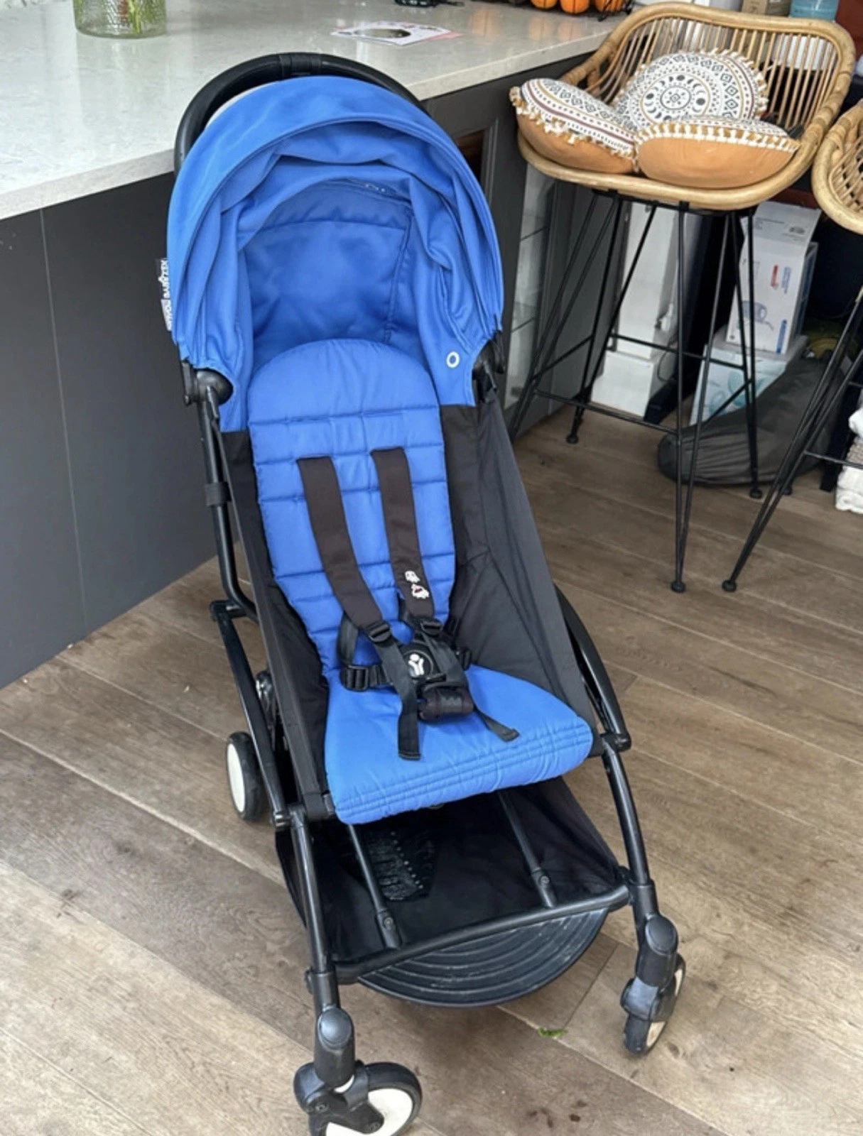 BABYZEN YOYO2 Lightweight Buggy - Royal Blue - With Tavel Bag And Rain Cover