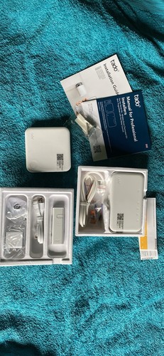 TADO V3+ Wireless Smart Thermostat Starter Kit Brand New In Box. - Picture 2 of 5