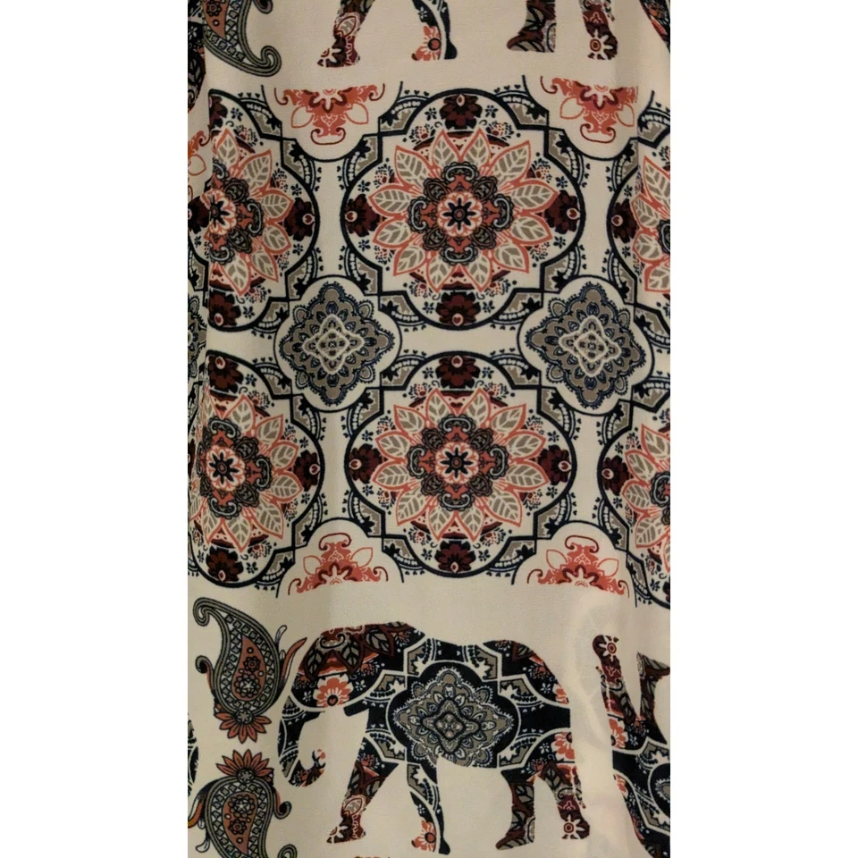 Blusa Top Mujer Rue 21 Estampado Mandala Elefante Cremallera Cuello Manga 3/4 S Foto 3 de 4