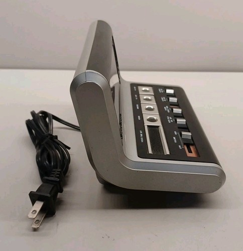 Retro Timex Speak Easy Digital sprechender Wecker Modell #7001  - Bild 7 von 9