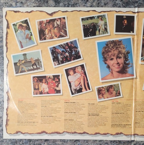 The Pirate Movie Original Soundtrack Double LP Vinyl Record 1982 Gatefold - Picture 4 of 9