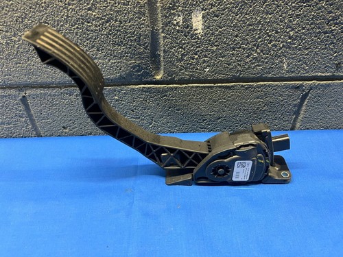 2013-2016 FORD ESCAPE 1.6L,2WD GAS PEDAL AND SWITCH CV61-9F836-GB - Picture 2 of 4