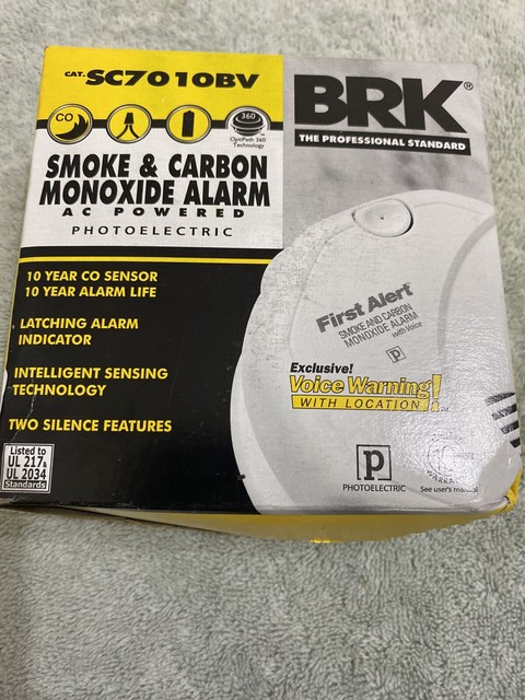 = BRK Smoke /& Carbon Monoxide Alarm AC Powered SC7010BV Photoelectric NEW