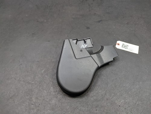 Front Right Passenger Seat Outer Cover 175S0-C2000 2021 Nissan Kicks S 2018-2022 - Picture 4 of 10