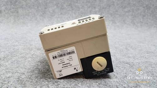 BIHL+WIEDEMANN I AS-i BITBUS GATEWAY BWU1221 + ifm módulo electrónico CG AC 5001 - Imagen 6 de 7
