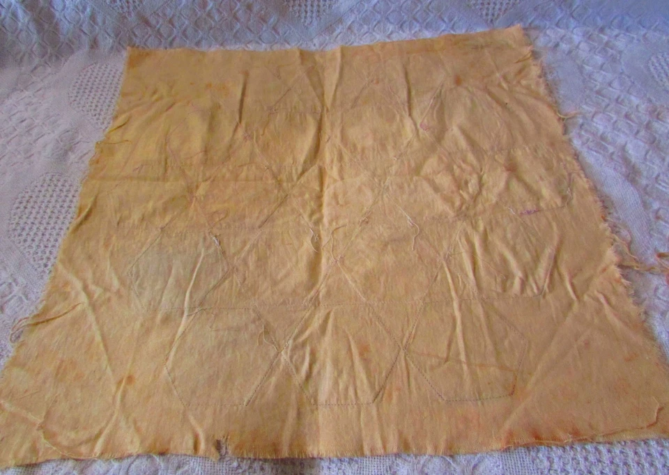 Vintage Appliqued Quilt Block - Image 4 of 4